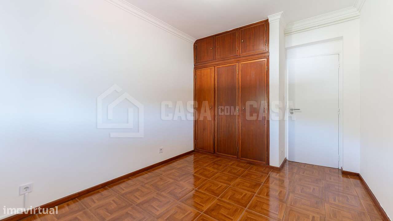 Apartamento T3 no Campo-5