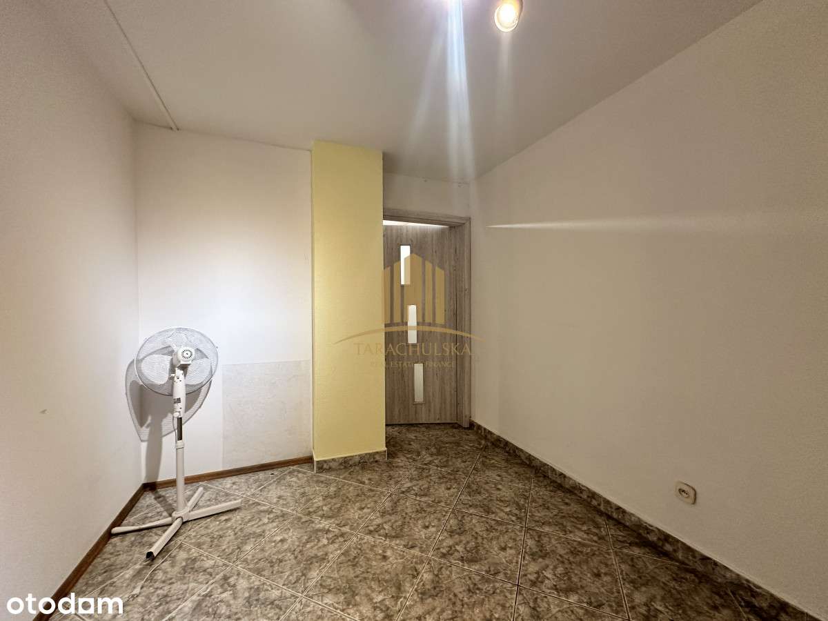 Lokal handlowo usługowy  | witryna | 1 x parking-10