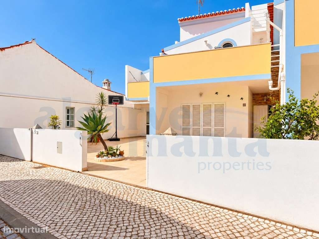 Exclusivo! Moradia T3 com Piscina em Condomínio Privado - Vila Nova...-5