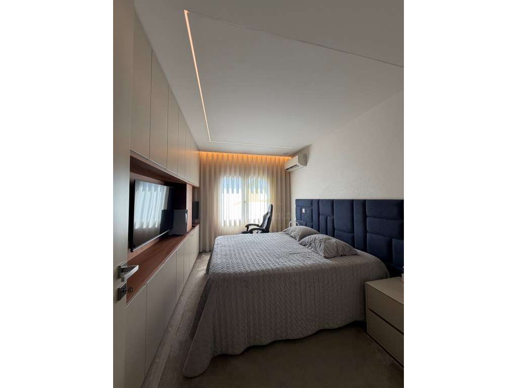Elegância e Conforto: Magnífico T3 OpenSpace com Suite-15
