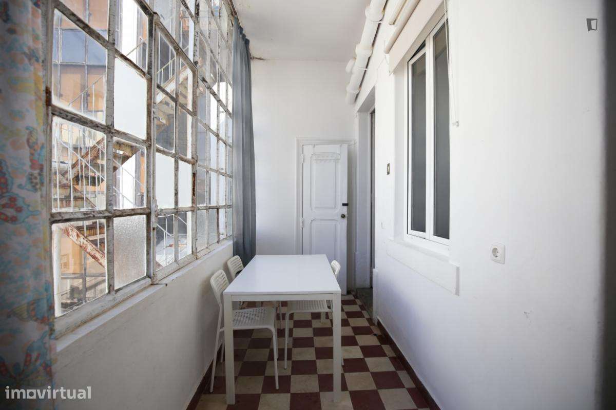 Quarto - localizado em Arroios Lisbon - Grande imagem: 1/7