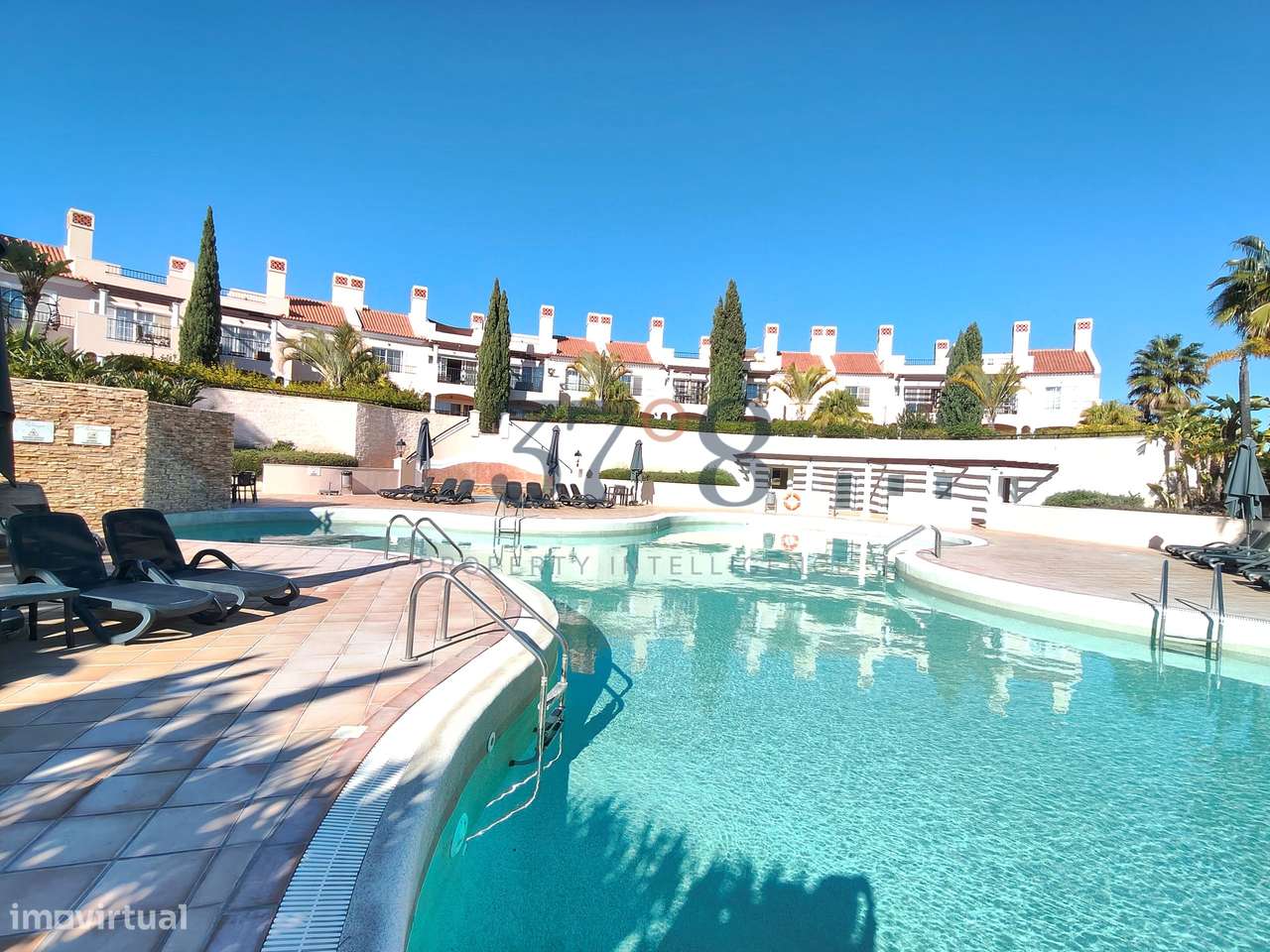 Vilamoura: Moradia em Banda de 4 Quartos na Palmyra, Vila Sol — Terraç-25