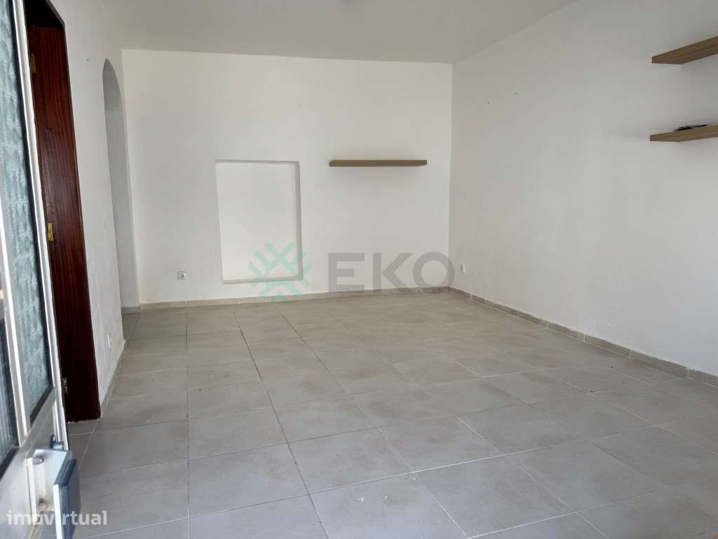 Apartamento t1 à venda na Rua da Capelinha-3