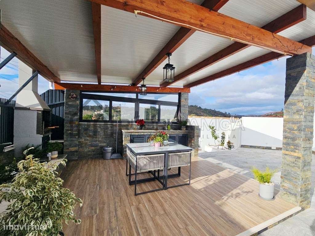 Moradia V2 completamente renovada com qualidade - Grande imagem: 4/21