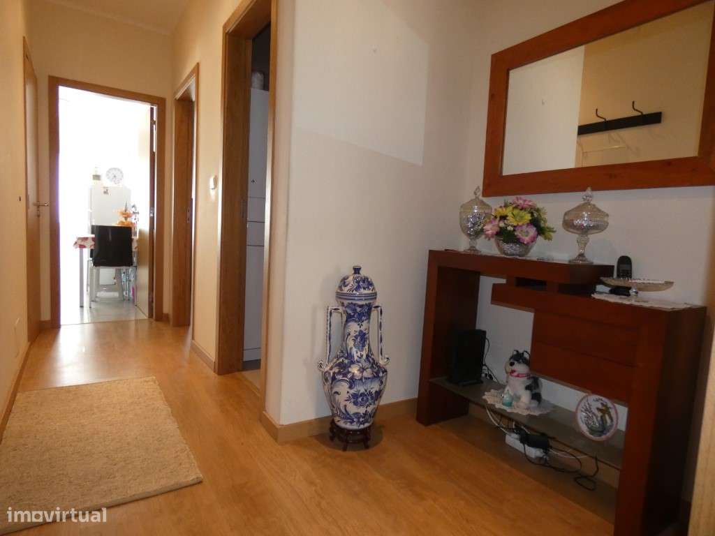 Apartamento T2 Pronto a Habitar em Localização Privilegiada! - Grande imagem: 4/17