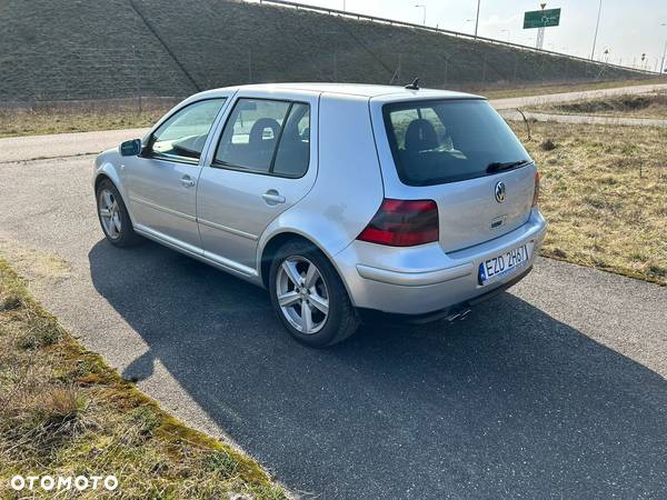 Volkswagen Golf IV 2.8 V6 4Mot - 4