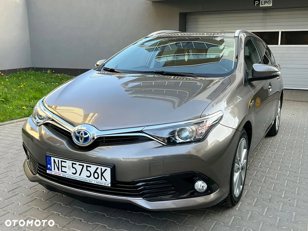 Toyota Auris - 11