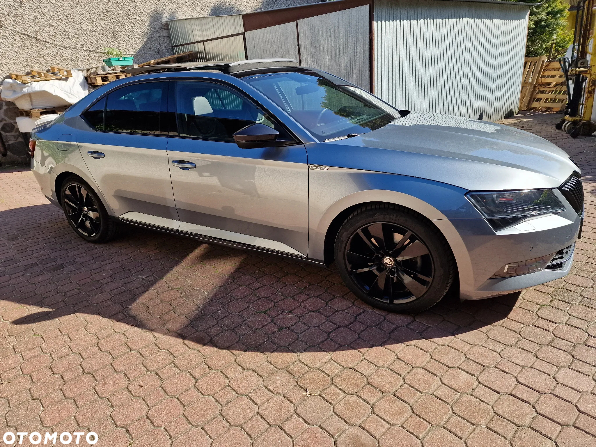 Skoda Superb 2.0 TDI SCR 4x4 Sportline DSG - 16