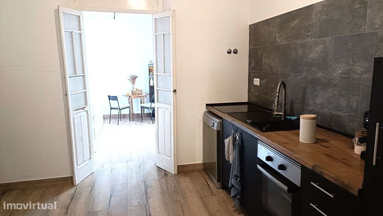 Prédio/Misto no Centro do Montijo-25