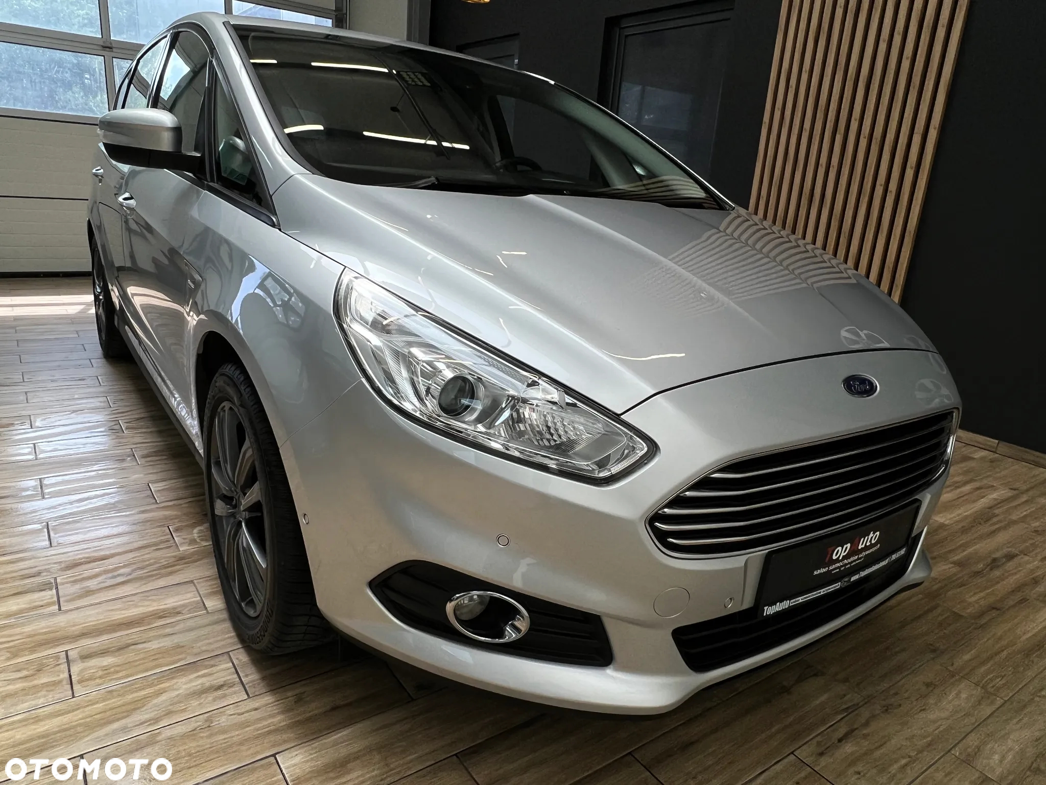 Ford S-Max 2.0 TDCi Titanium PowerShift - 4