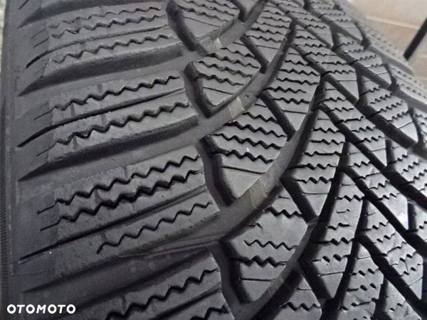 225/40/R18 92V BRIDGESTONE BLIZZAK LM005 - 4