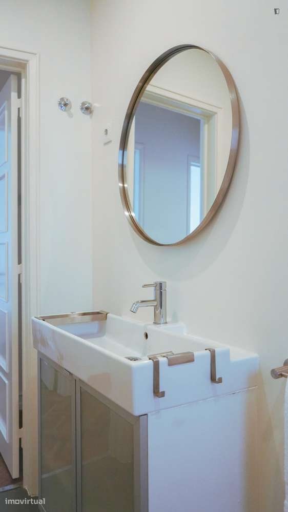 Quarto - localizado em Picoas Lisbon - Grande imagem: 5/31