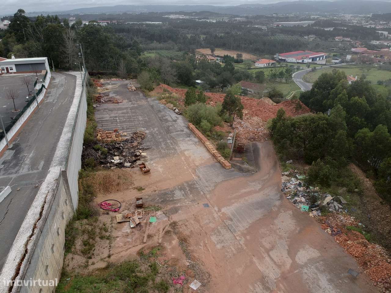 Terreno plano para construção / 32,840m2 / Cruz da Légua / Porto de Mó - Grande imagem: 4/11