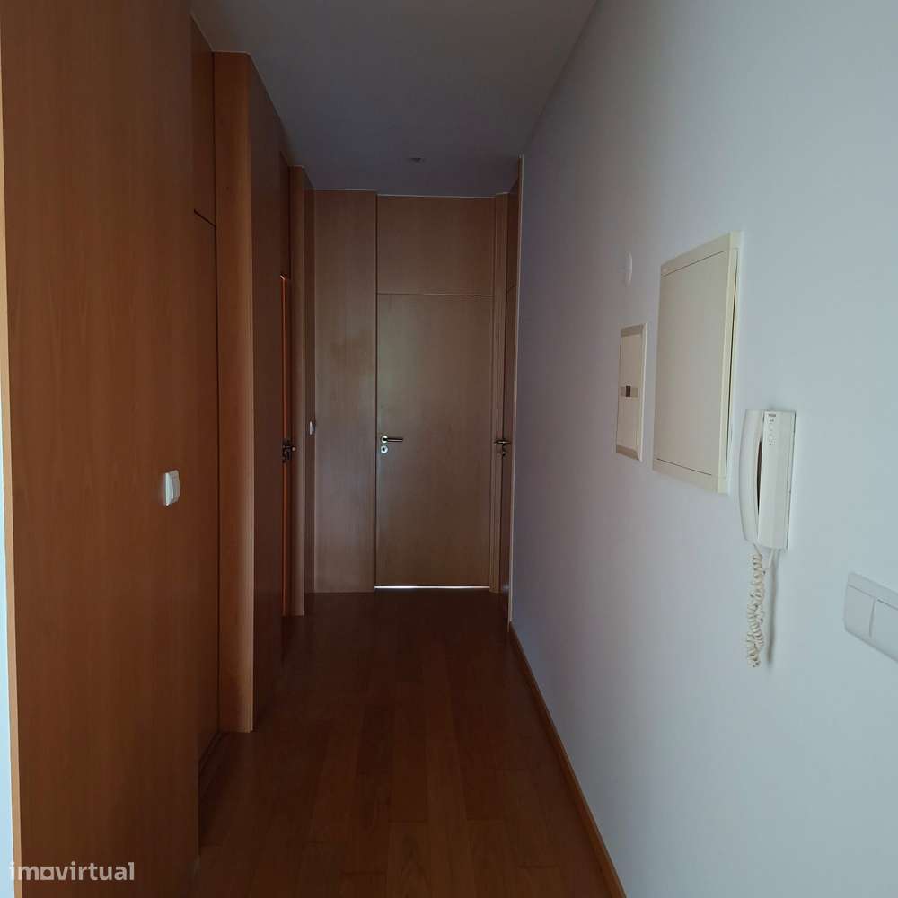 Apartamento T3 com Lugar Garagem-5