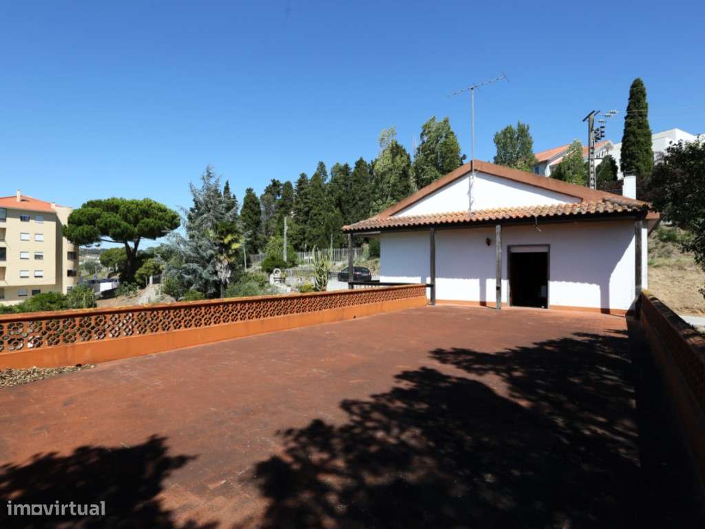 Oportunidade Prime no Centro de Alcobaça Terreno de 2.225 m² com Po...-32