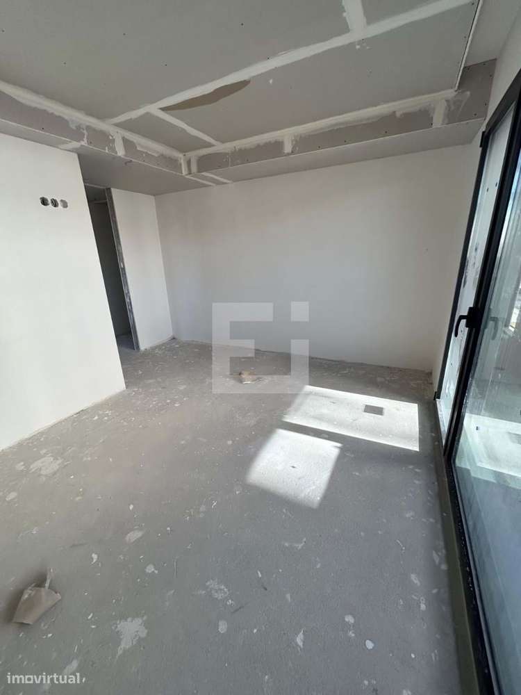 Apartamento T3 em condomínio c/ ginásio ao Gaia Shopping e próximo da - Grande imagem: 4/38