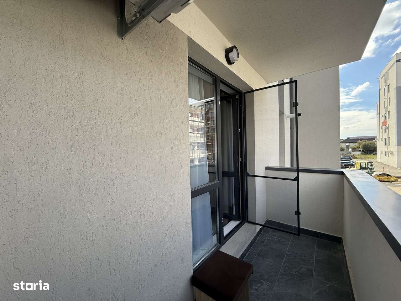 Garsonieră decomandată,str Diamantului Bragadiru-13