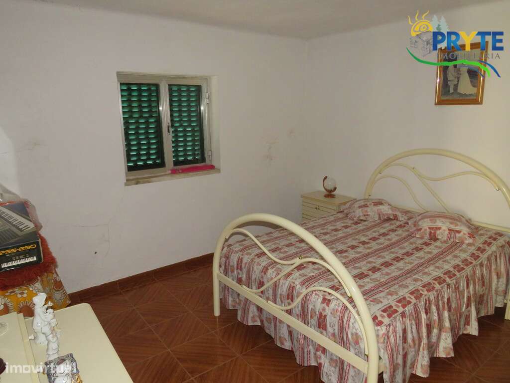 Moradia T5 situada a 10 minutos de Vila de Rei-24