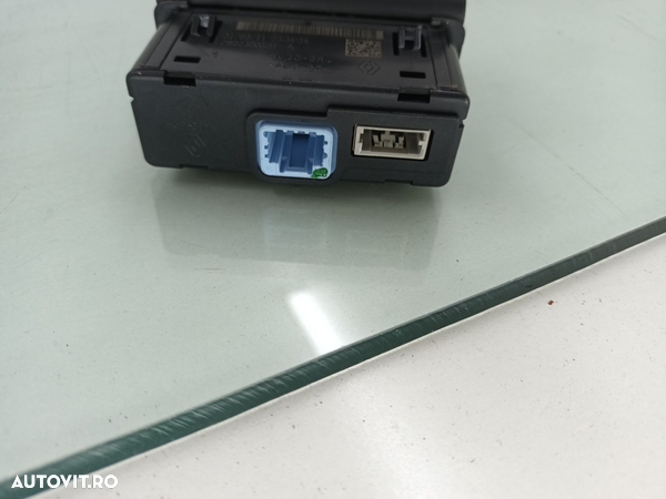Conector auxiliar USB Renault LAGUNA 3 K9K-57 2008-2015  280230002R - 4