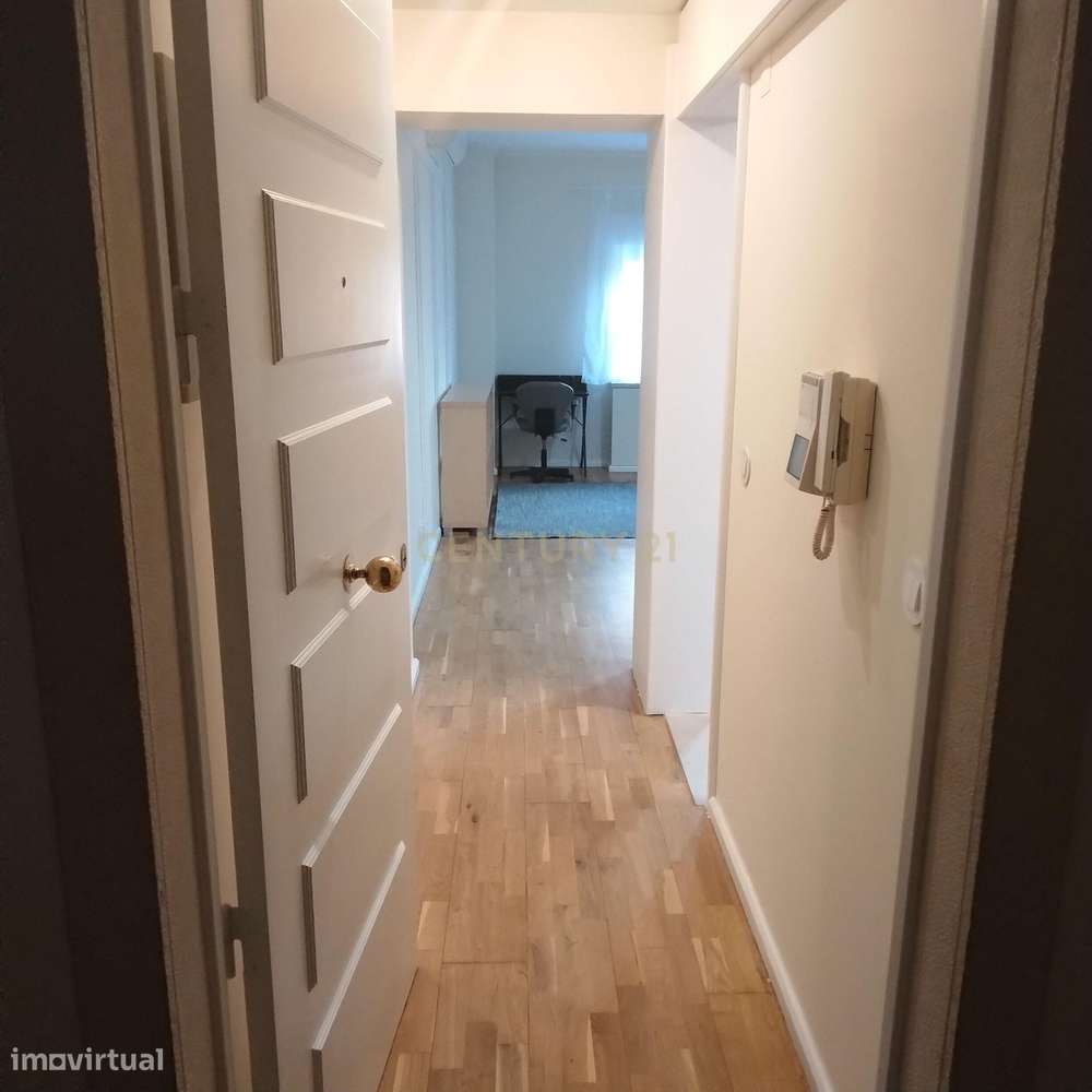 Arrendamento T1 Mobilado com garagem no Beato, Lisboa - Grande imagem: 5/16