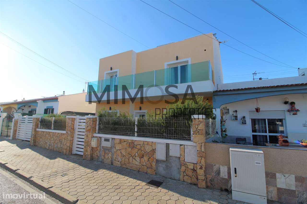 Bonita Moradia em construção perto da praia em Sagres - Grande imagem: 3/60