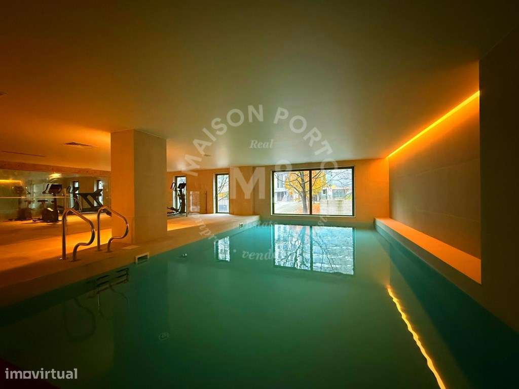 Apartamento T1 com 2 Varandas, Mobilado no Condomínio Antas Atrium ... - Grande imagem: 2/20