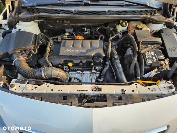 Opel Astra 1.4 Turbo ecoFLEX Start/Stop Edition - 19