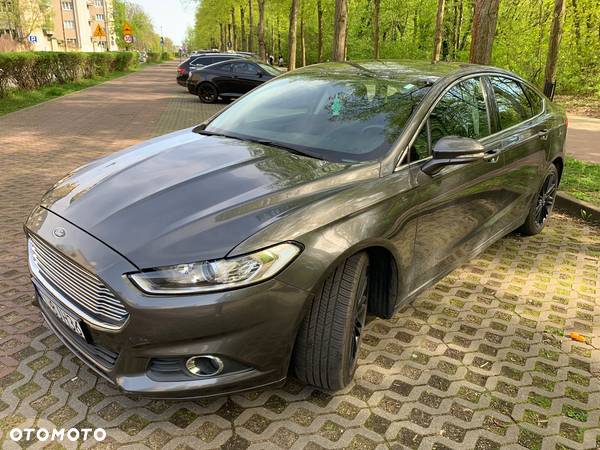 Ford Fusion 2.0 EcoBoost Titanium - 6