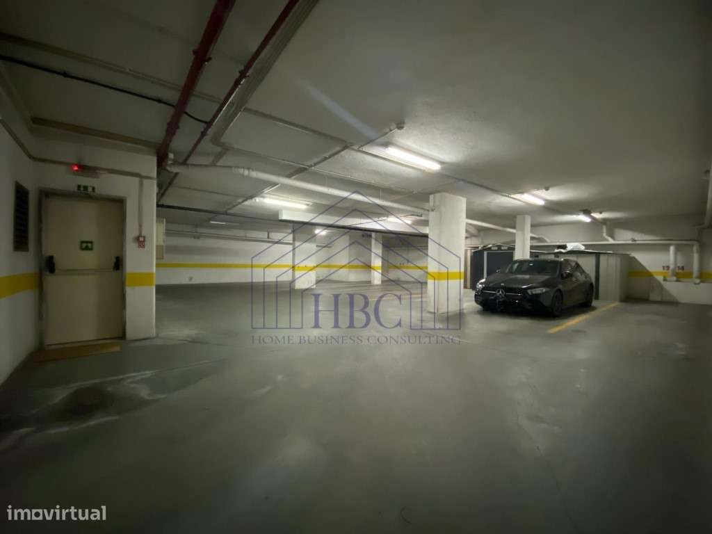 Apartamento T3 nas Colinas do Cruzeiro | 4 Parqueamentos + Arrecadação-36