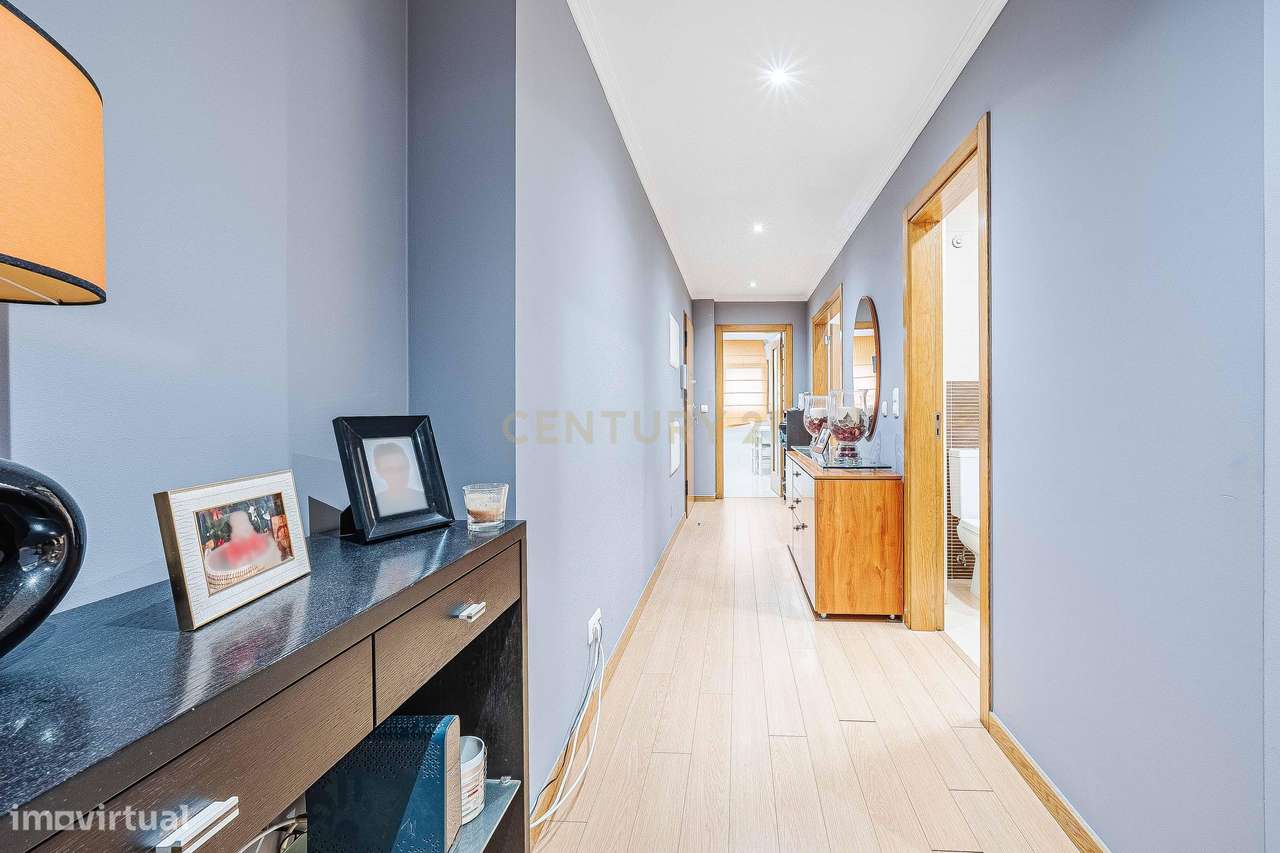 T2 em Caneças com Terraço,  logradouro  e 2 Parqueamentos-11