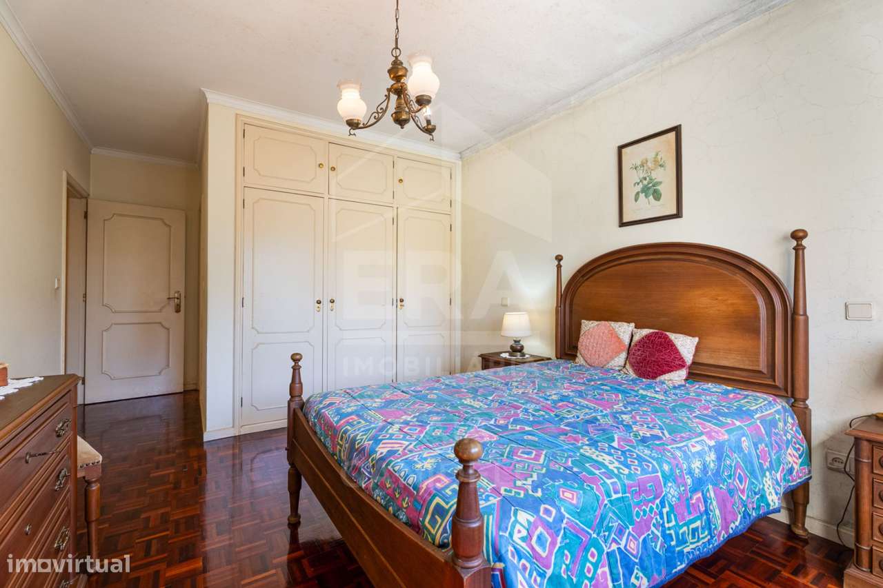 T3 Espaçoso no centro da cidade-12