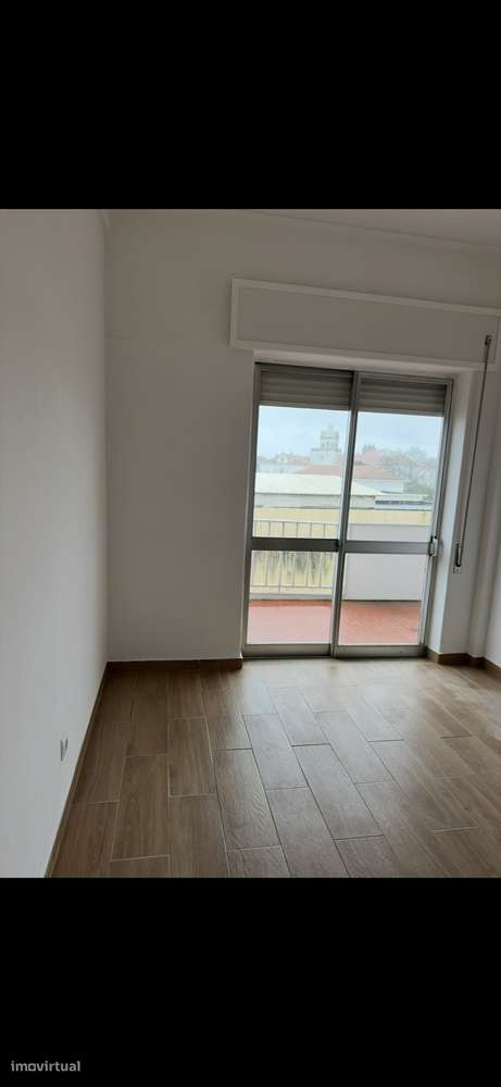 Apartamento T3 Centro de Santarém Vista Desafogada - Grande imagem: 5/25