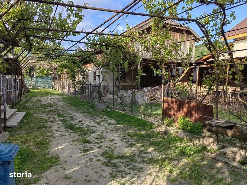 Casa de vanzare comuna Hurezani - Imagine principală: 5/6