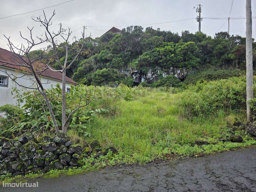 Terreno com Potencial de Construção - Calhau da Piedade, Lajes do Pico - Grande imagem: 3/14