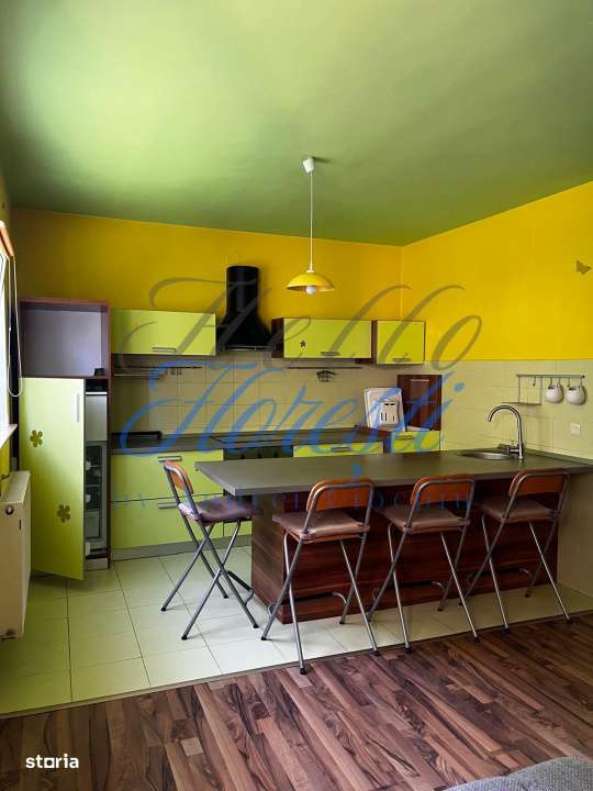 Apartament 3 camere in zona Teilor - Imagine principală: 2/15