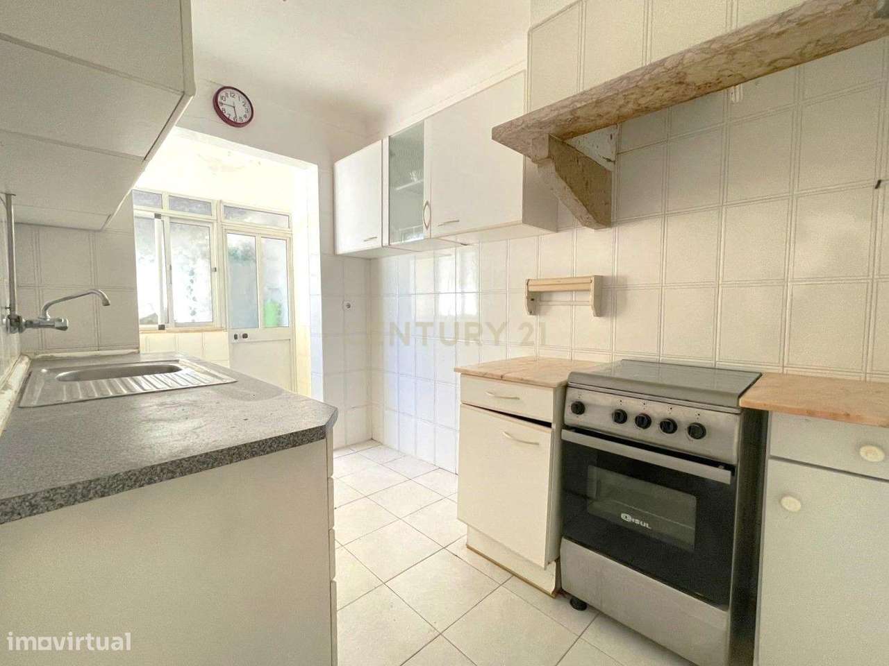 T2 com logradouro – Para remodelação – Almada - Grande imagem: 5/7