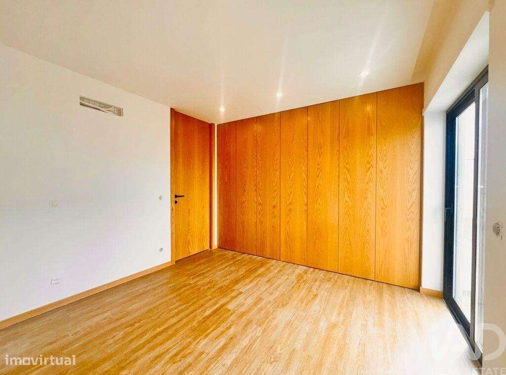 Moradia térrea T2 em Areosa de 140 m2 - Grande imagem: 5/16