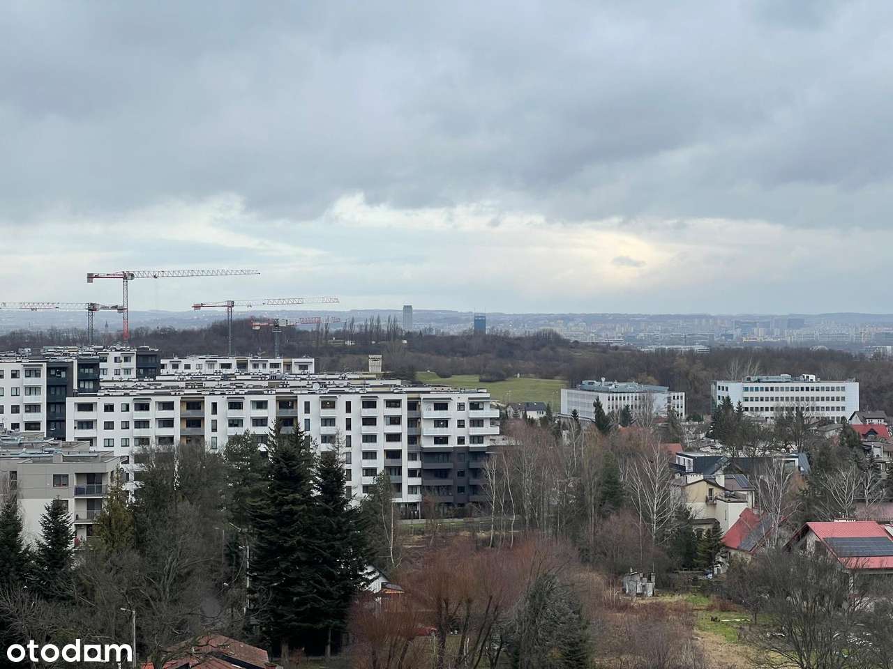 Wysoki standard pod klucz, 3 pokoje z balkonem i klimatyzacją-12