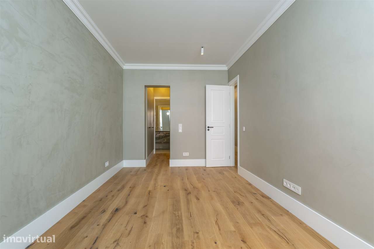 Apartamento T3 nas Avenidas Novas, Lisboa-20