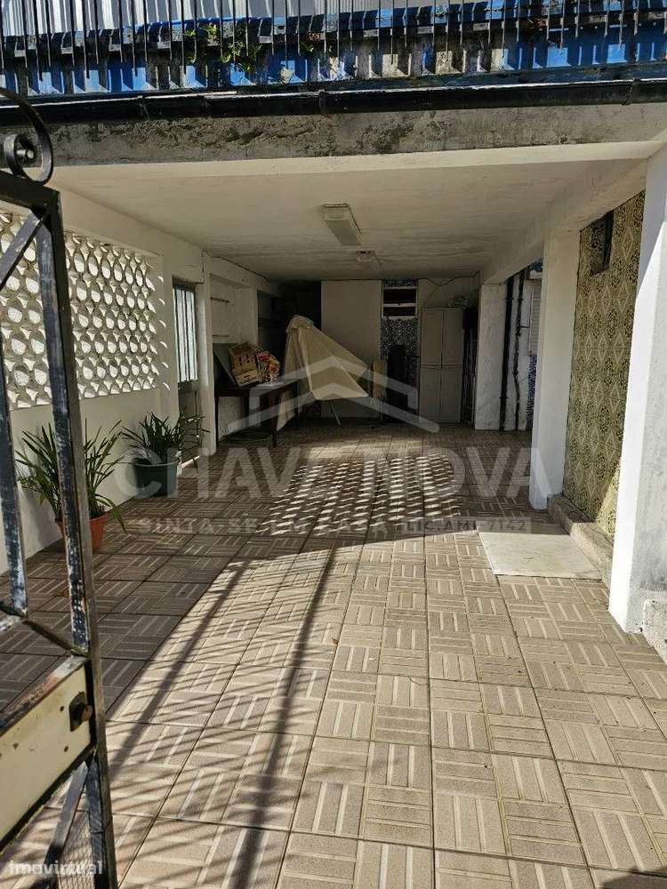4 Moradias e 2 Espaços Comerciais - Grijó - Vila Nova de Gaia - Grande imagem: 5/19