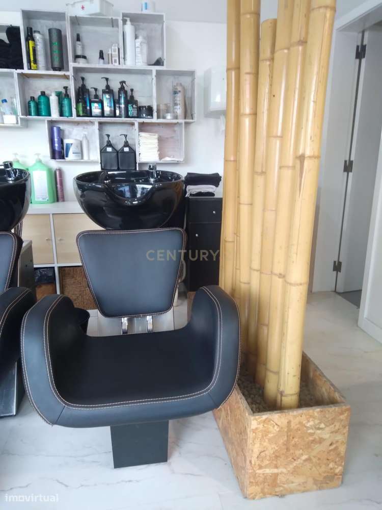 Trespasse de Espaço Comercial – Zona Emblemática da Costa da Caparica-11