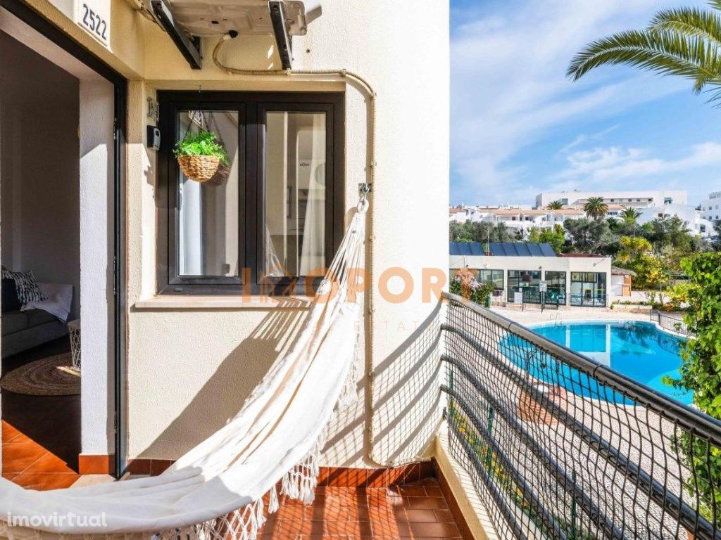 Apartamento T1 c/vista Piscina, Aldeamento Club Alvorférias