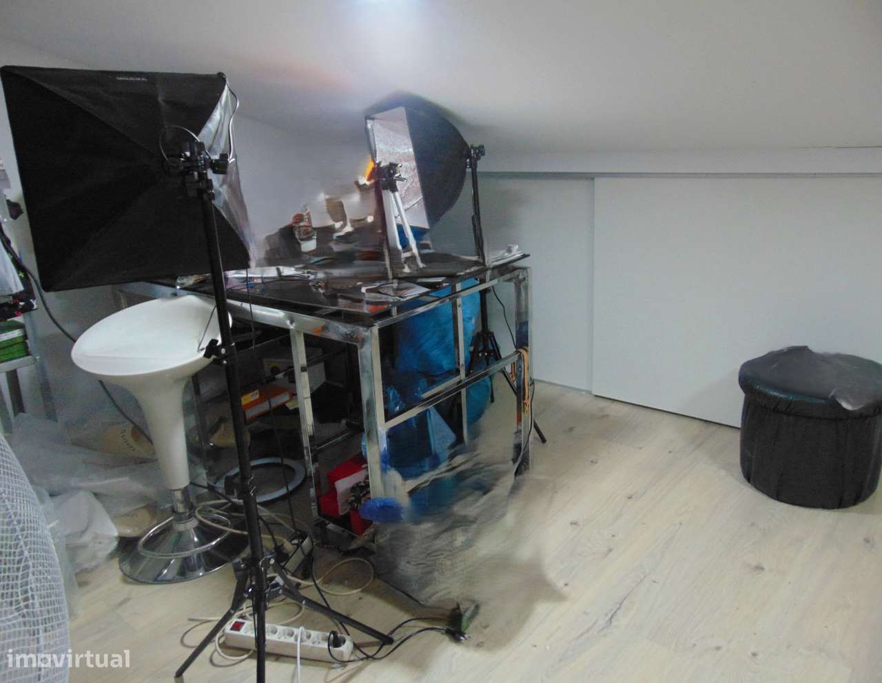 Apartamento T2 Renovado em Mem Martins-20