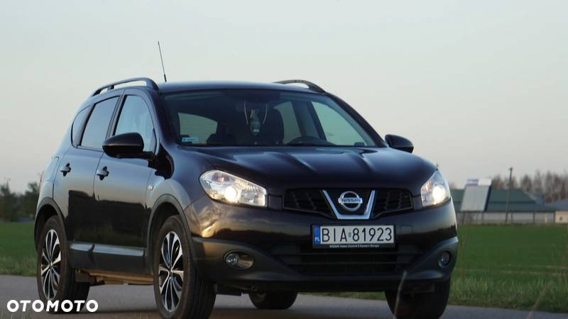 Nissan Qashqai - 2