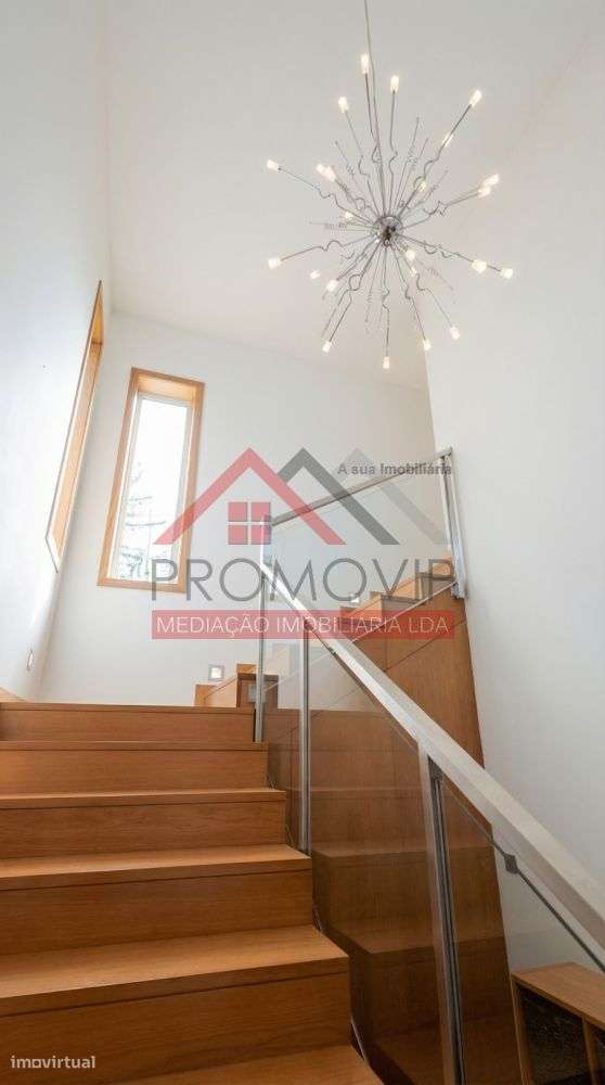 Moradia T4 Rebordões Santo Tirso-16