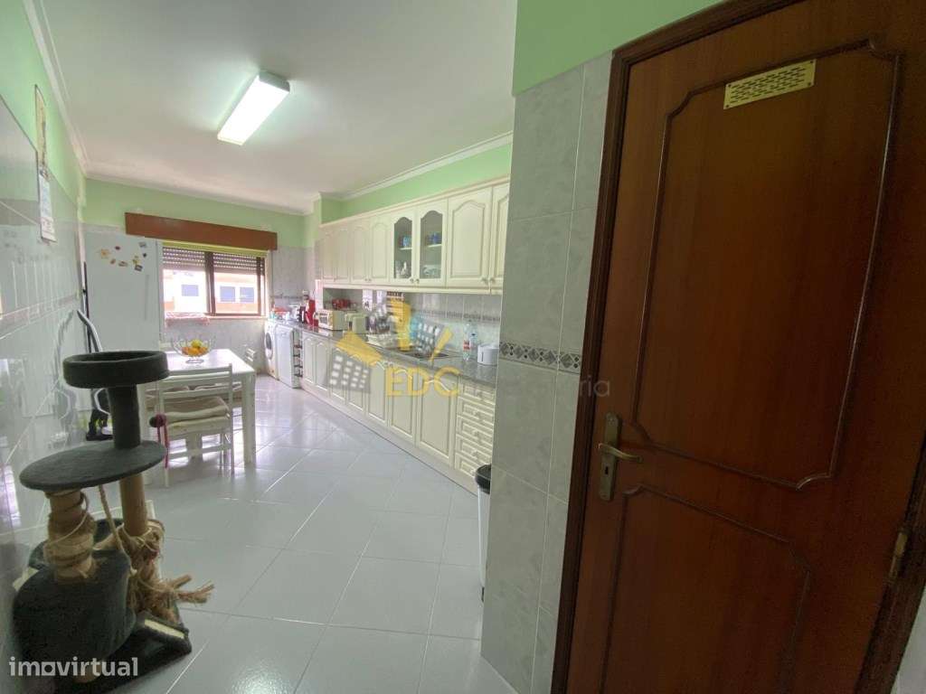 Oferta Escritura Notarial | Excelente apartamento T3 com arrecadaçã...-4