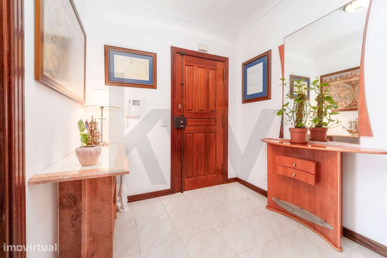 Apartamento T3 Duplex com Vista Mar – Conforto, Espaço e Localização P - Grande imagem: 2/56