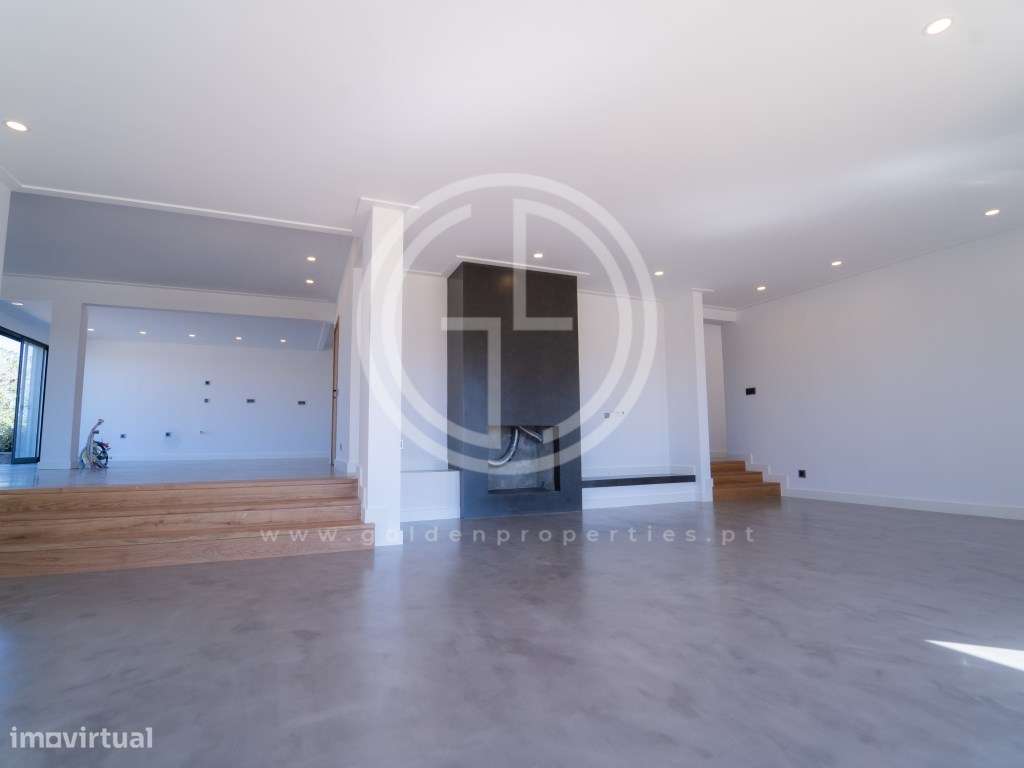 Invista na sua casa de sonho! Moradia T5 em Quarteira, perto da Pra...-10