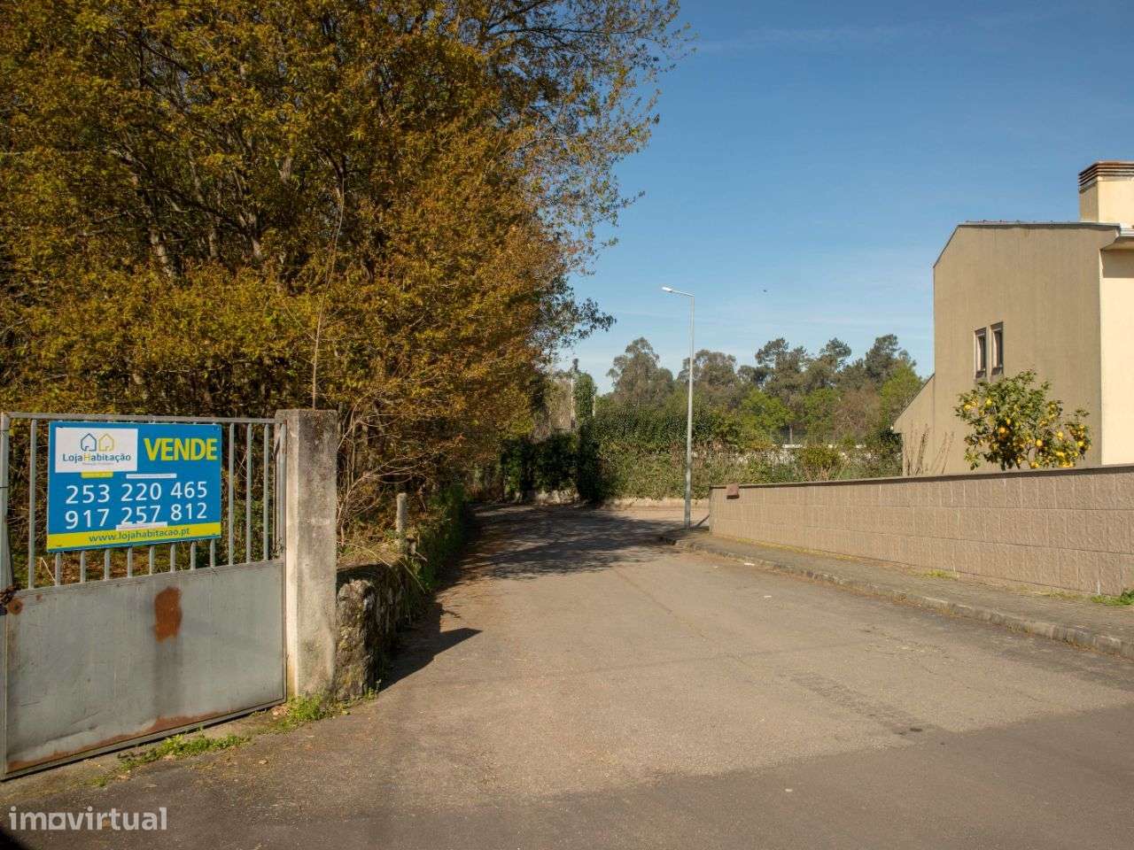 Oportunidade para construção - terreno com 5587 m² - Grande imagem: 3/13