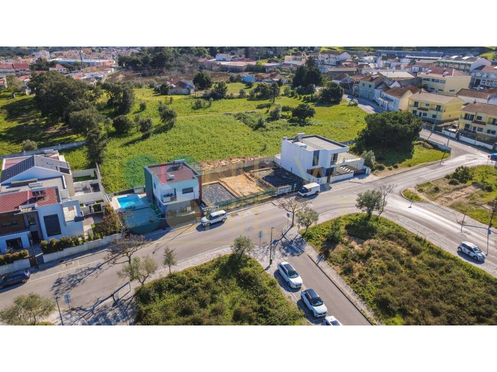Moradia T4 moderna nas Casas da Quinta, Palmela | Jardim, luz natur...-19